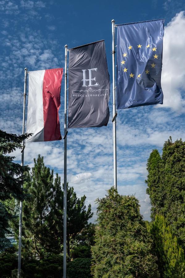 Hotel Europejski Nysa Esterno foto